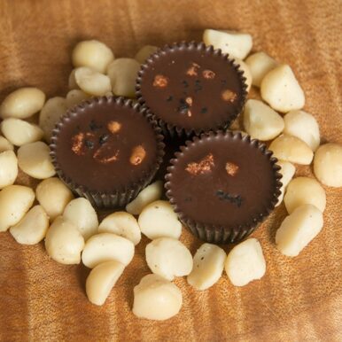Black Lava Macadamia Melts